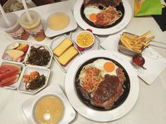 -豪客来牛排(中华城店)