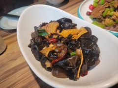房陵三宝-房陵农家(东亭店)