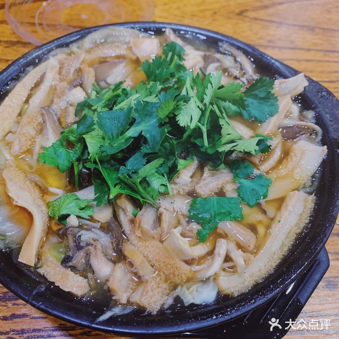 眼镜烧烤二店(老四方路小烤肉)牛肚砂锅图片