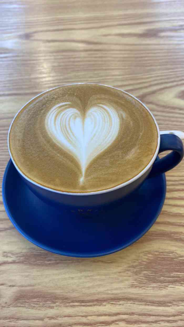 星国王咖啡(爱琴海店)-"在爱琴海逛街买的 点了拿铁咖啡味道还不.