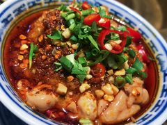 -沪小二炭火蛙锅(淮海中路美食不夜城店)