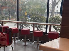 -麦当劳(田林好又多店)
