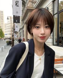 -十六番发型师事务所