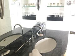 -上海新锦江大酒店