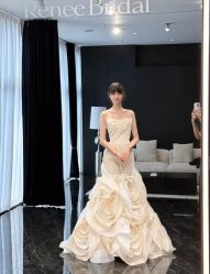 点击看大图 -Renee芮亦婚纱