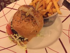 -db Bistro & Oyster Bar by Daniel Boulud(滨海湾金沙店)