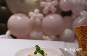 Fresh Buffalo Mozzarella and Tomato Salad