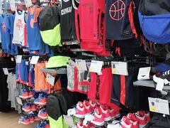 -迪卡侬(观山店)