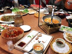 -老滇山寨•云南特色菜•地方菜•民族风情歌舞表演(金碧店)