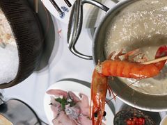 -红鼎豆捞·非遗鲍皇汤火锅(宝丰路店)