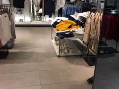 -ZARA(凯德乐峰广场店)