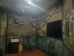 -屋有岛沉浸游戏旗舰店(中山公园店)