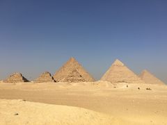 -吉萨金字塔群