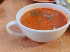 番茄牛肉汤-HELLO 27 意面·沙拉·帕尼尼