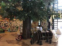 -钟书阁(松江泰晤士小镇店)