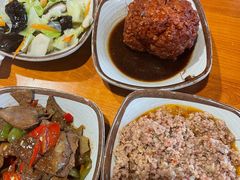 红烧狮子头-谷沙屋面铺