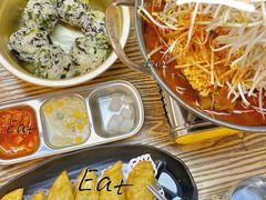 -吴草鸡爪오초닭발韩食堂(融恒盈嘉中心店)