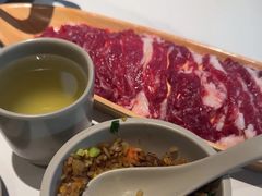 -左庭右院鲜牛肉火锅(金山万达店)