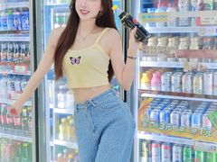 -全家便利店(襄阳南路店)