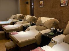 -金色印象·4K影院式足体养生(南坪桃源店)