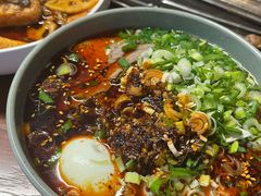 -臻老板牛肉面(光华路SOHO店)
