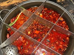 -周小明火锅(黑金冠社区店)