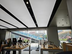 -DJI大疆(深圳华强北曼哈授权体验店)