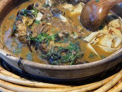 紫苏叶煮鱼-吃饭皇帝大(合生汇店)