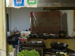 -二钢串叔麻辣烫(华龙大厦店)
