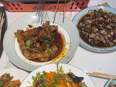 -嗨辣小聚·盘锦河蟹·海鲜烧烤龙虾(盘锦十年好店)