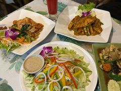 -Jungle Kitchen