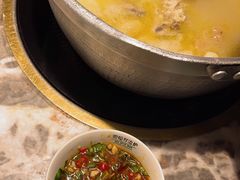 -禄婶鸡煲·打边炉