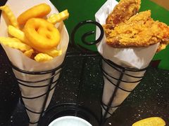 薯条炸鸡双拼-猪啊牛呀羊啊铜盘烤肉(正大广场店)