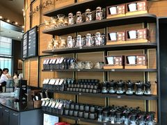 -星巴克臻选(惠州华贸天地1楼店)