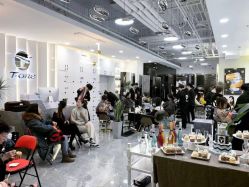-AYO SALON