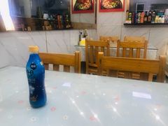 -滋滋香馄饨(听海路店)