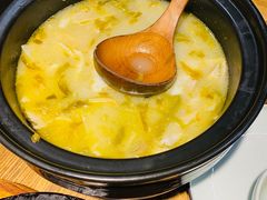 -九锅一堂酸菜鱼(万达广场店)