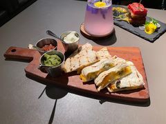 -Oasis Bar & Grill