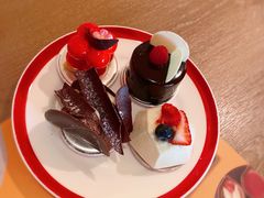 -咖啡苑自助餐厅·中国大饭店