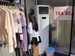 -王府井奥莱临潼小镇(临潼店)