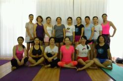 -成都阿难陀艾扬格瑜伽中心