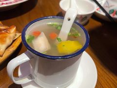 缸缸羊肉汤-天山醉美·新疆餐厅(富华里店)
