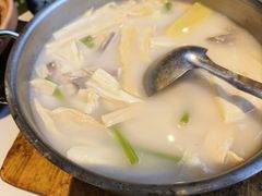 -美极鲜食坊(宝安南路店)
