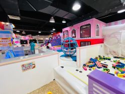 -蹦蹦乐园(南桥百联店)