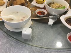 皮蛋瘦肉粥-好彩海鲜酒家(帝国中心店)