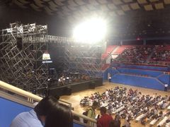 -卢湾体育场-停车场