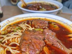 -易毛特色牛肉面(解放碑步行街店)