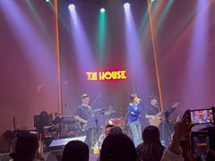 -TZ House音乐现场(来福士中心店)