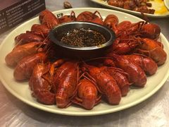 -巴厘龙虾·榜首油焖大虾(音乐学院·沿江酒馆店)