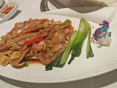 -伊和园清真餐饮